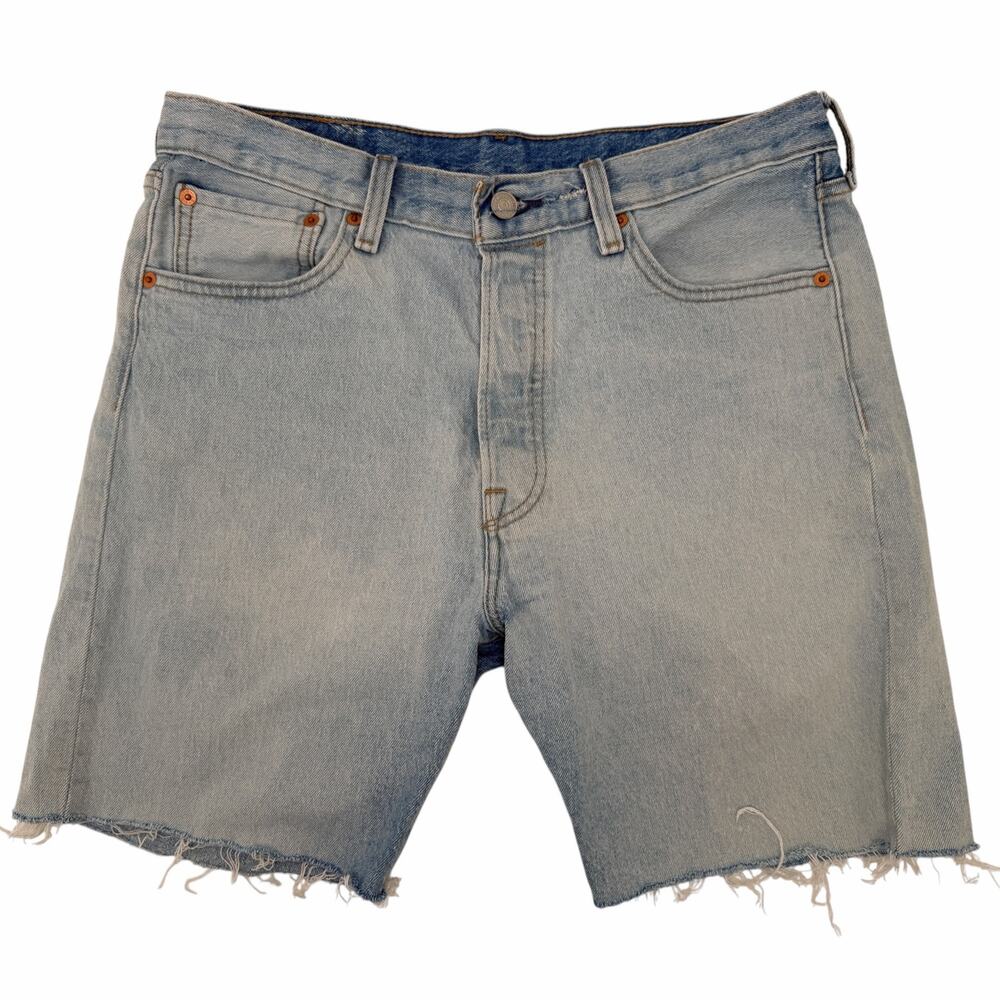 Levi's Men's 501 Light Wash Denim Shorts W33 L9